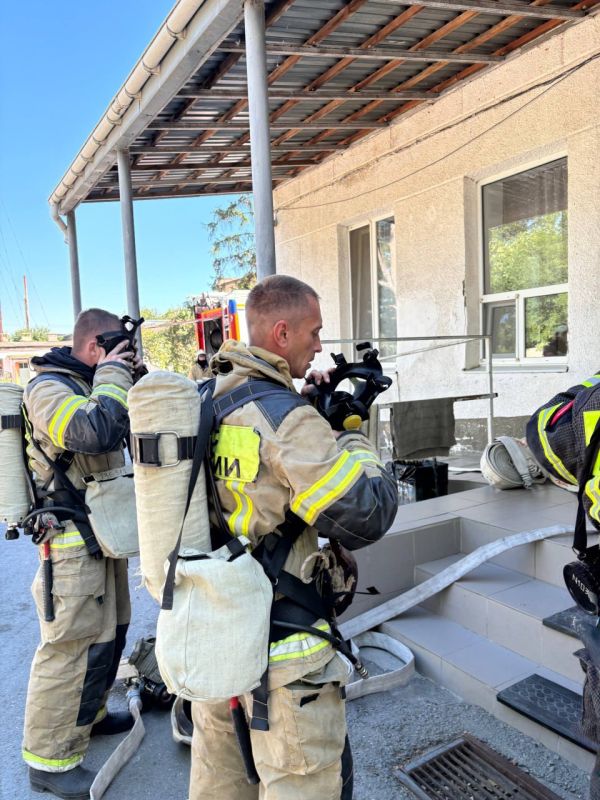 Пожарно-тактические учения в Нижнегорской больнице Пожарно-тактические учения в Нижнегорской больнице