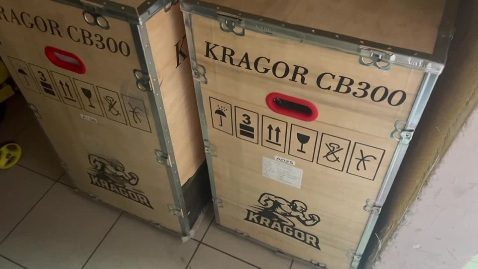  ,     !  ,  