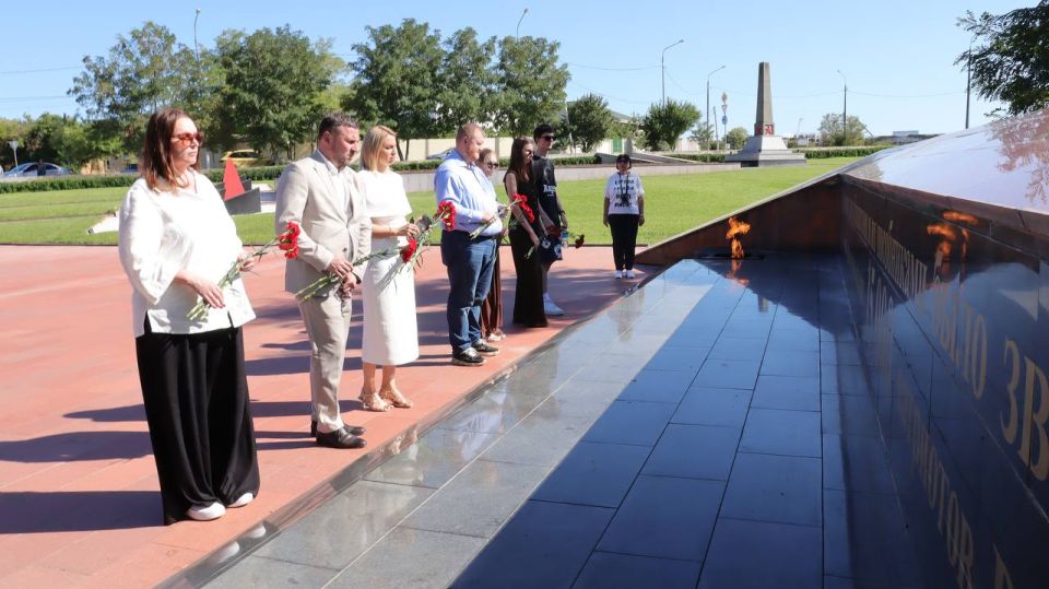 Анастасия Гридчина: В рамках межрегионального сотрудничества сегодня прошла встреча нашими уважаемыми коллегами из Нижегородской области, прибывших на крымскую землю: сенатора Российской Федерации Ольга Щетинина, депутат... Анастасия Гридчина: В рамках межрегионального сотрудничества сегодня прошла встреча нашими уважаемыми коллегами из Нижегородской области, прибывших на крымскую землю: сенатора Российской Федерации Ольга Щетинина, депутат...