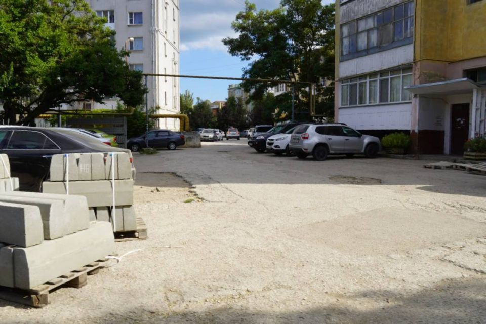 Во дворе по ул. Советской, 7, 9/16 подрядная организация «СУ-7» приступила к работам по благоустройству Во дворе по ул. Советской, 7, 9/16 подрядная организация «СУ-7» приступила к работам по благоустройству