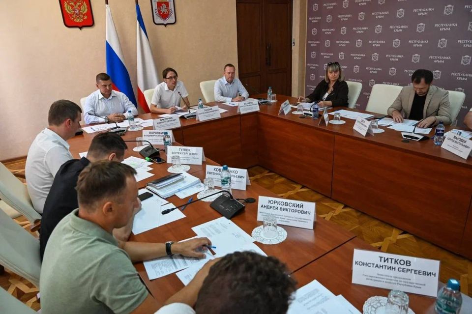 Принял участие в рабочем совещании по вопросу подготовки проекта Постановления Совета министров Республики Крым «Об особенностях организации деятельности гостевых домов на территории Крыма». Принял участие в рабочем совещании по вопросу подготовки проекта Постановления Совета министров Республики Крым «Об особенностях организации деятельности гостевых домов на территории Крыма».