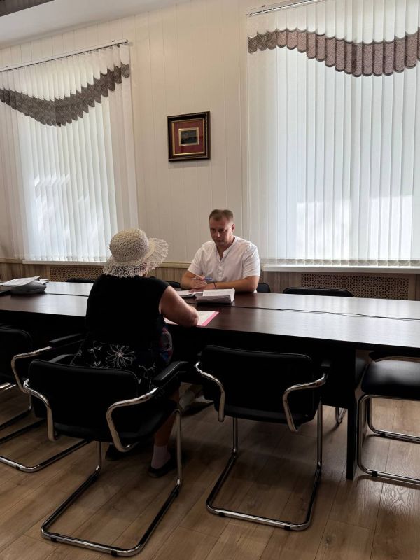 Антон Кравец: Прием граждан - это важная часть моей работы Антон Кравец: Прием граждан - это важная часть моей работы