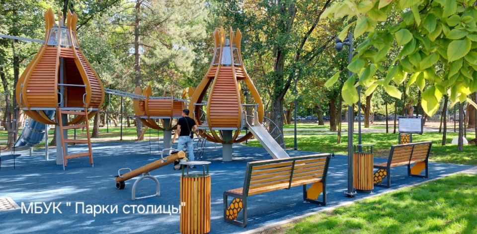 Остались последние штрихи перед полным обновлением парка Шевченко! Остались последние штрихи перед полным обновлением парка Шевченко!