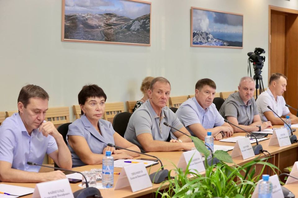 ������� ��������� ����� �� ������������� � ��������� ���������� ���������� ��� ������ ��������: