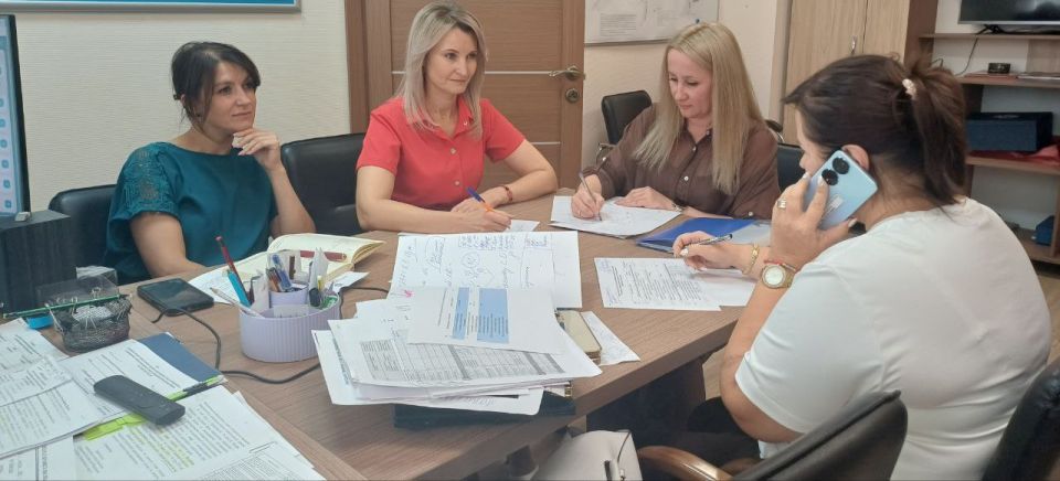 В Министерстве транспорта Республики Крым провели «Прямую линию» с жителями В Министерстве транспорта Республики Крым провели «Прямую линию» с жителями