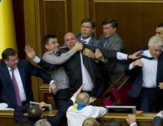 "Агрессивный националист и отпетый русофоб": Парубий постоянно подкреплял свои негативные качества действиями "Агрессивный националист и отпетый русофоб": Парубий постоянно подкреплял свои негативные качества действиями