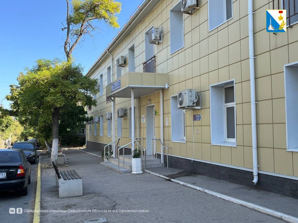 Следим за здоровьем. Для севастопольцев в четвертой поликлинике медики сегодня организовали «День здоровья» Следим за здоровьем. Для севастопольцев в четвертой поликлинике медики сегодня организовали «День здоровья»