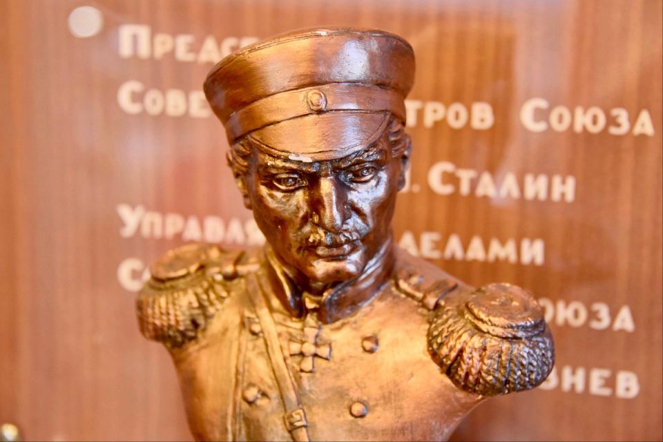 Владимир Немцев: Сегодня в Черноморском высшем военно-морском орденов Нахимова и Красной Звезды училище имени П.С. Нахимова принял участие в торжественной церемонии приведения курсантов-первокурсников к военной присяге Владимир Немцев: Сегодня в Черноморском высшем военно-морском орденов Нахимова и Красной Звезды училище имени П.С. Нахимова принял участие в торжественной церемонии приведения курсантов-первокурсников к военной присяге