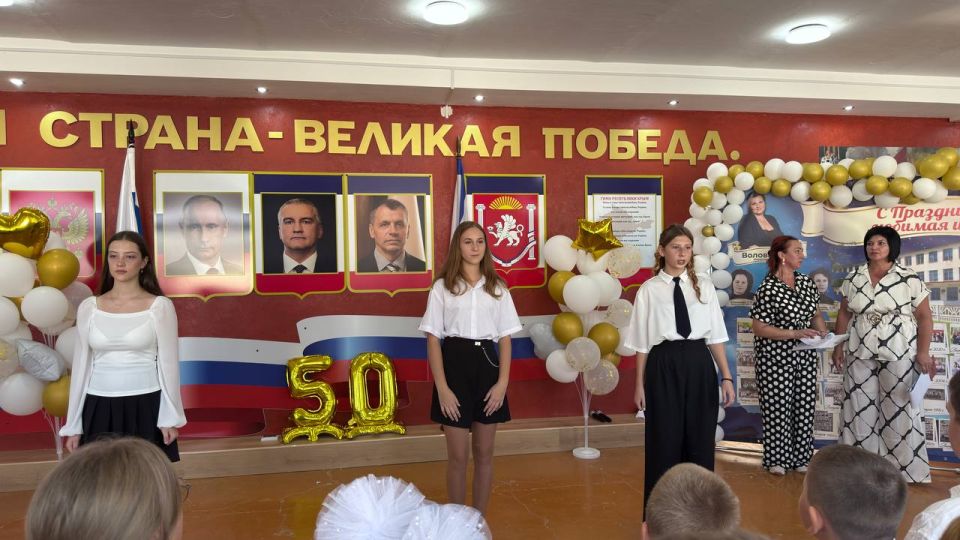 Антон Кравец: Вот и пришло 1 сентября. Школы открыли свои двери для ребят Антон Кравец: Вот и пришло 1 сентября. Школы открыли свои двери для ребят