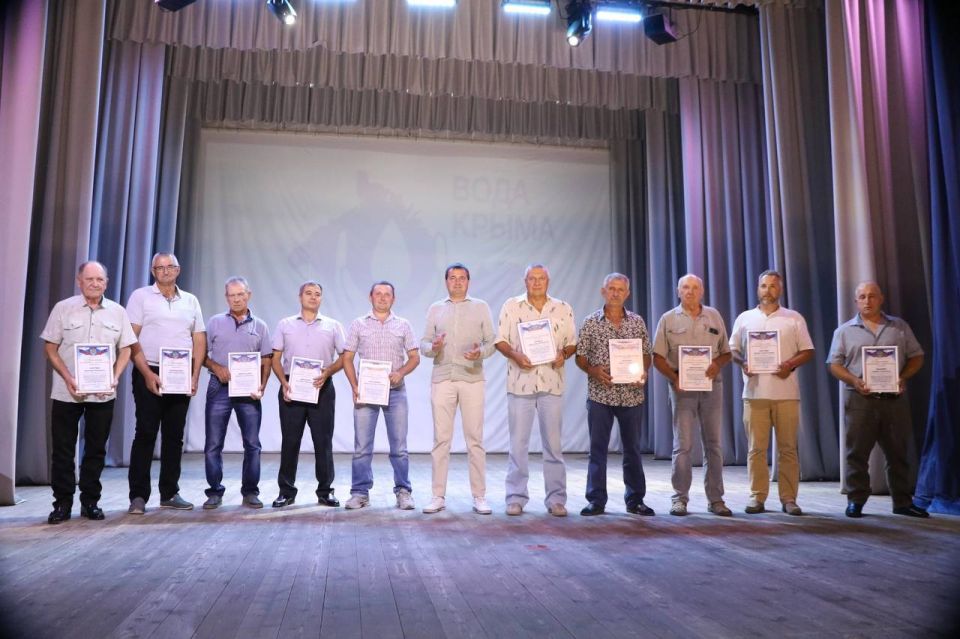 Ольга Урайкина: Сегодня в Районном Доме культуры состоялось торжественное мероприятие, посвященное 55-летнему юбилею Бахчисарайского филиала ГУП РК «Вода Крыма» Ольга Урайкина: Сегодня в Районном Доме культуры состоялось торжественное мероприятие, посвященное 55-летнему юбилею Бахчисарайского филиала ГУП РК «Вода Крыма»