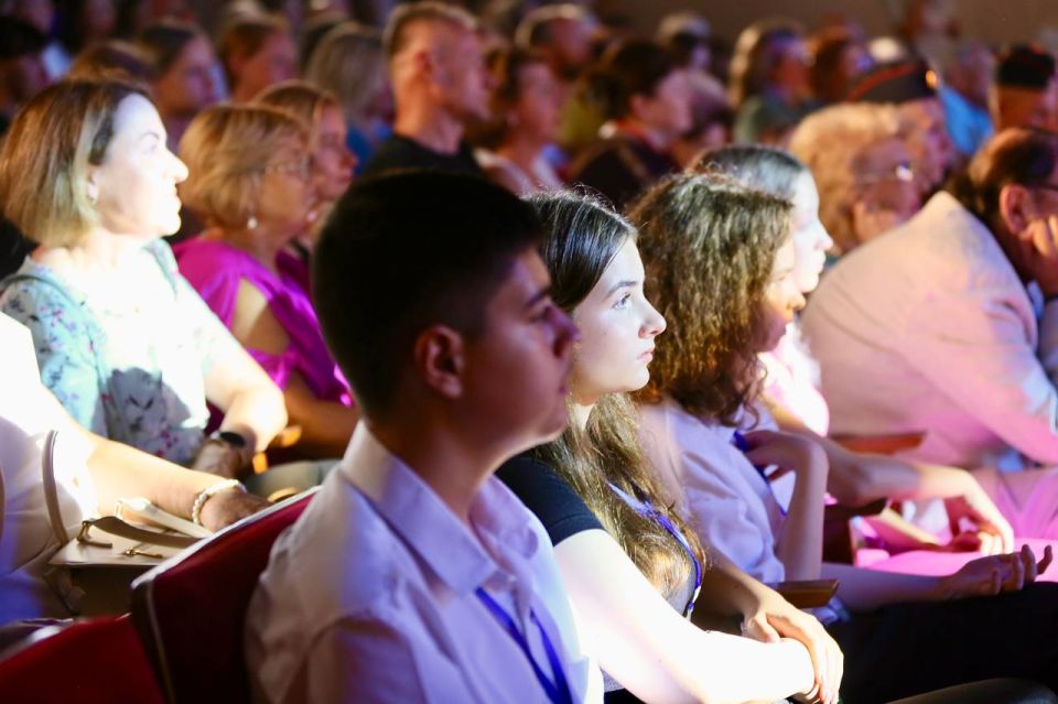 � ����� ��������� 7-� ��������� �������� � ��������� ���� "��������� ������"