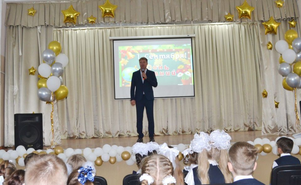 Владимир Воронкин: Уважаемые ученики, родители и педагоги! Владимир Воронкин: Уважаемые ученики, родители и педагоги!