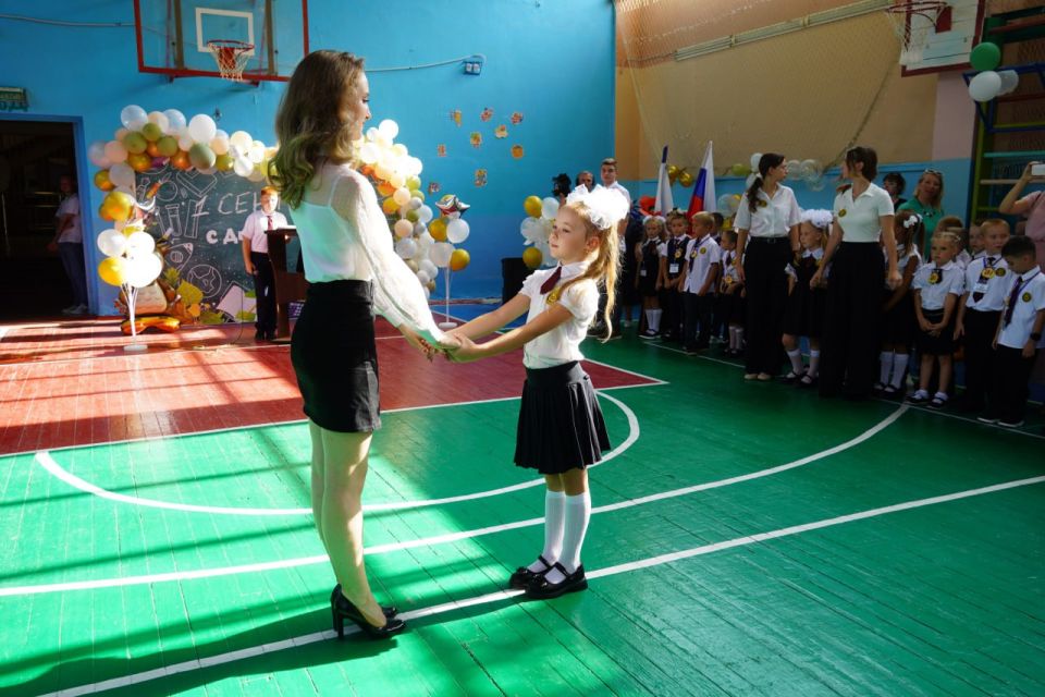 В Керчи прозвучали первые звонки В Керчи прозвучали первые звонки