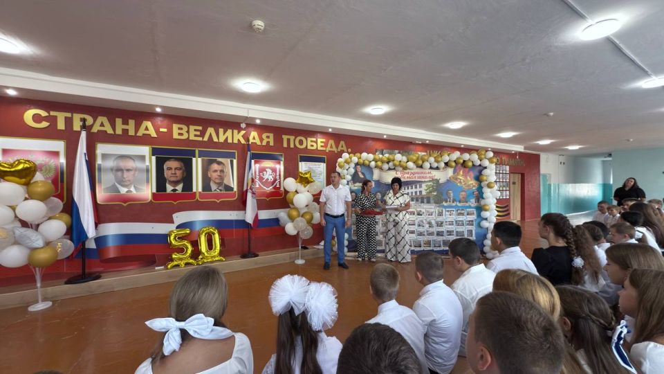 Антон Кравец: Вот и пришло 1 сентября. Школы открыли свои двери для ребят Антон Кравец: Вот и пришло 1 сентября. Школы открыли свои двери для ребят