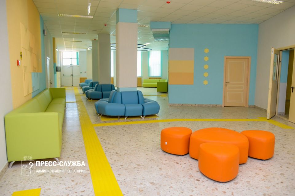 В Евпатории открылась новая школа В Евпатории открылась новая школа