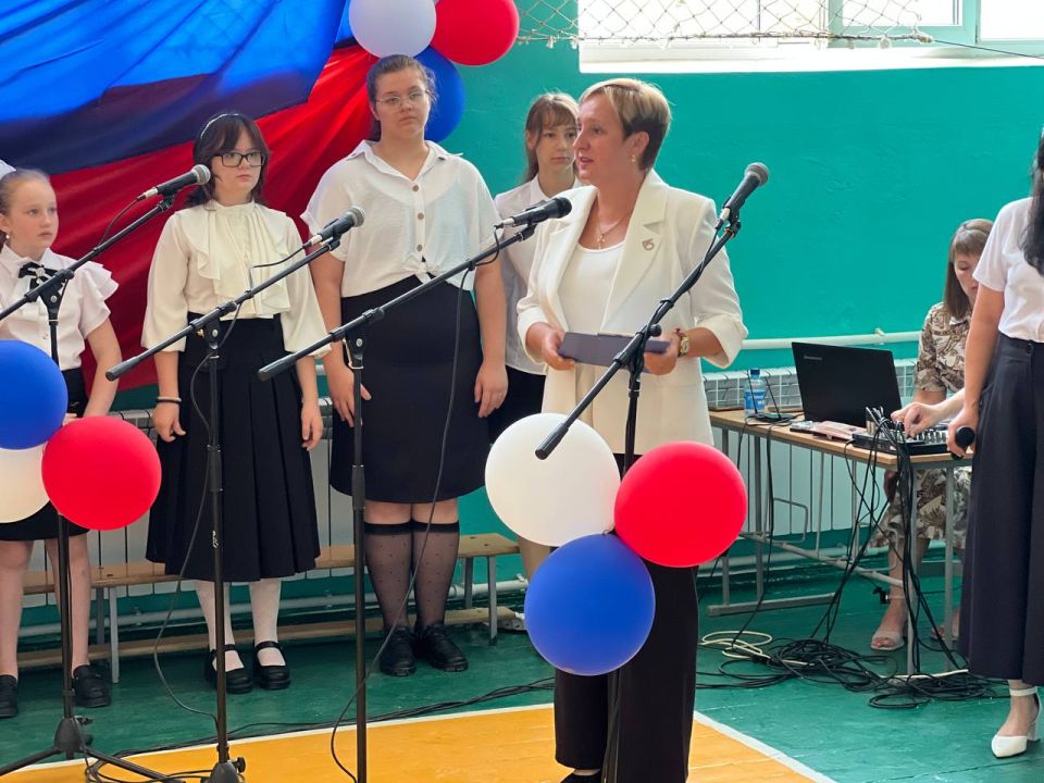 Игорь Ивин: Во всех школах города прозвенел первый звонок Игорь Ивин: Во всех школах города прозвенел первый звонок