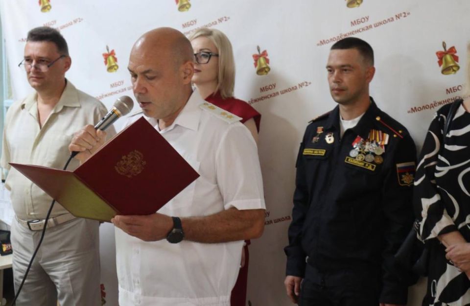 Прокурор Крыма принял участие в торжественных мероприятиях, посвященных Дню знаний Прокурор Крыма принял участие в торжественных мероприятиях, посвященных Дню знаний