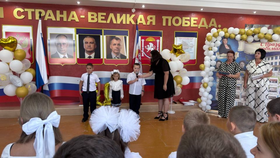 Антон Кравец: Вот и пришло 1 сентября. Школы открыли свои двери для ребят Антон Кравец: Вот и пришло 1 сентября. Школы открыли свои двери для ребят