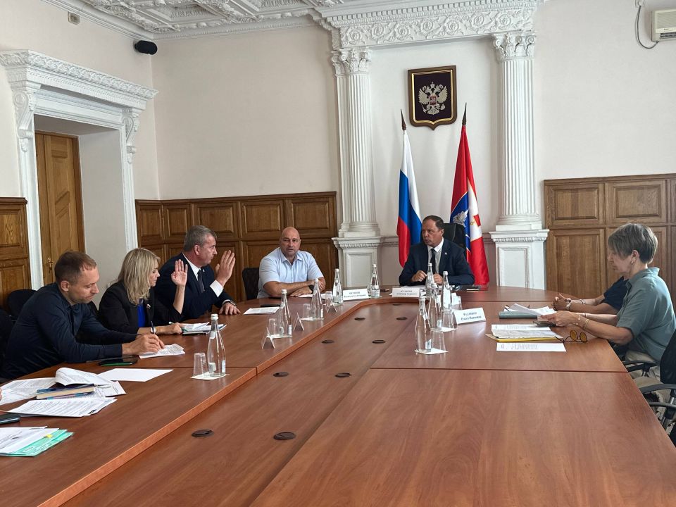 Владимир Немцев: Сегодня в Законодательном Собрании состоялось плановое заседание комитета по здравоохранению, социальной политике и поддержке семьи