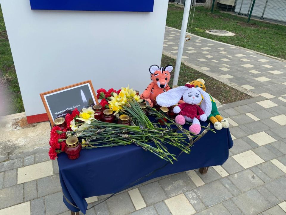 Игорь Крутьков: 3 сентября памятная дата России, установлена в соответствии c Федеральным законом Российской Федерации «О днях воинской славы (победных днях) России» от 6 июля 2005 года Игорь Крутьков: 3 сентября памятная дата России, установлена в соответствии c Федеральным законом Российской Федерации «О днях воинской славы (победных днях) России» от 6 июля 2005 года