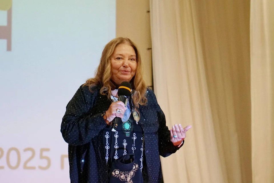 Александр Юрьев: Сегодня подвели итоги VII Открытого фестиваля детского и семейного кино «Солнечный остров» Александр Юрьев: Сегодня подвели итоги VII Открытого фестиваля детского и семейного кино «Солнечный остров»