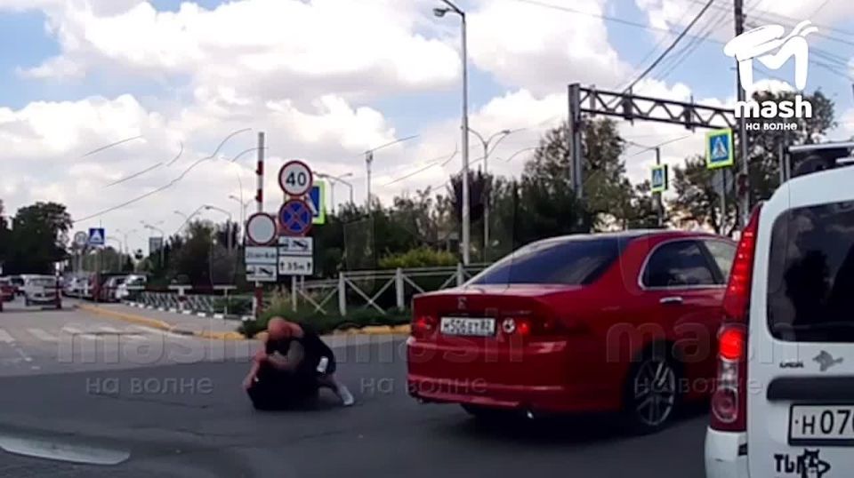 На симферопольском привозе случилась ситуация "выбрал не тот уровень сложности"