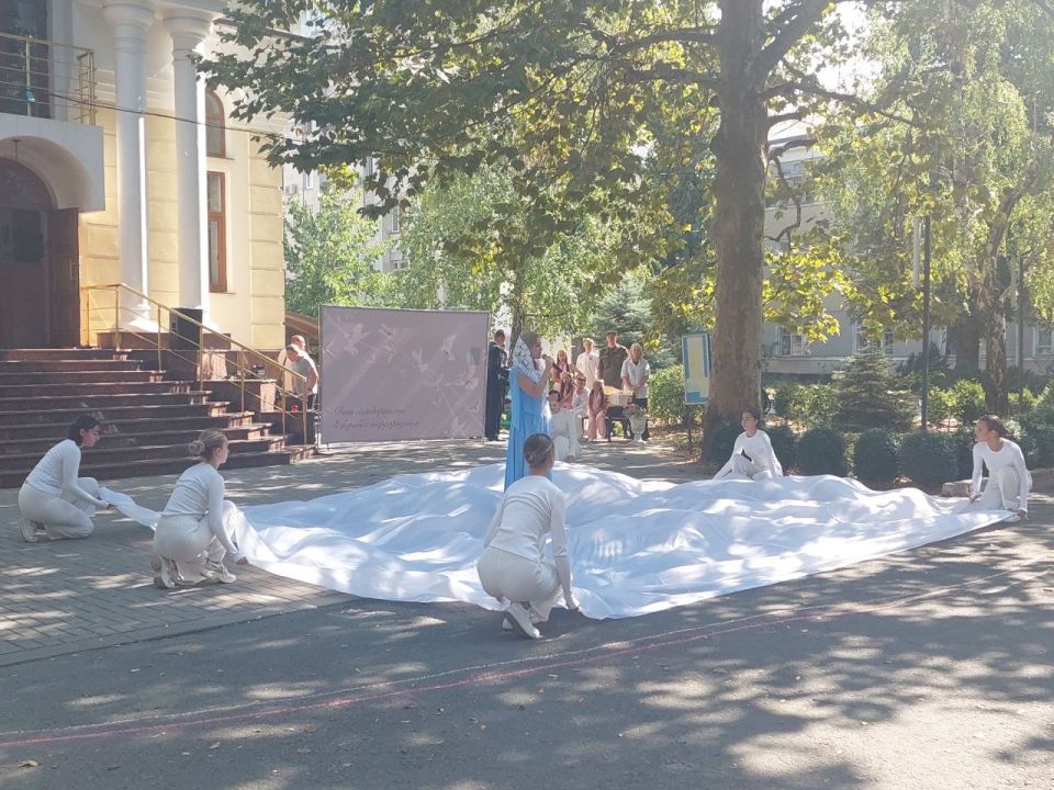 В медицинском институте имени С.И. Георгиевского прошла траурная акция ко дню солидарности в борьбе с терроризмом В медицинском институте имени С.И. Георгиевского прошла траурная акция ко дню солидарности в борьбе с терроризмом