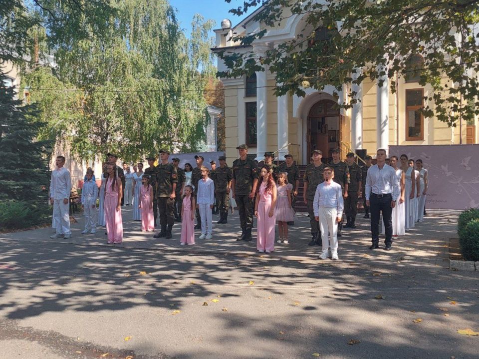 В медицинском институте имени С.И. Георгиевского прошла траурная акция ко дню солидарности в борьбе с терроризмом В медицинском институте имени С.И. Георгиевского прошла траурная акция ко дню солидарности в борьбе с терроризмом