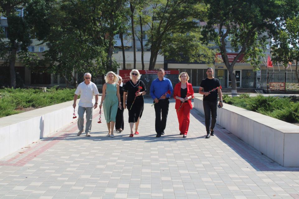 ������ ������� ����� ������� ����� ���, ��������� 1 �������� 1939 ���� � ������������ 2 �������� 1945 ����