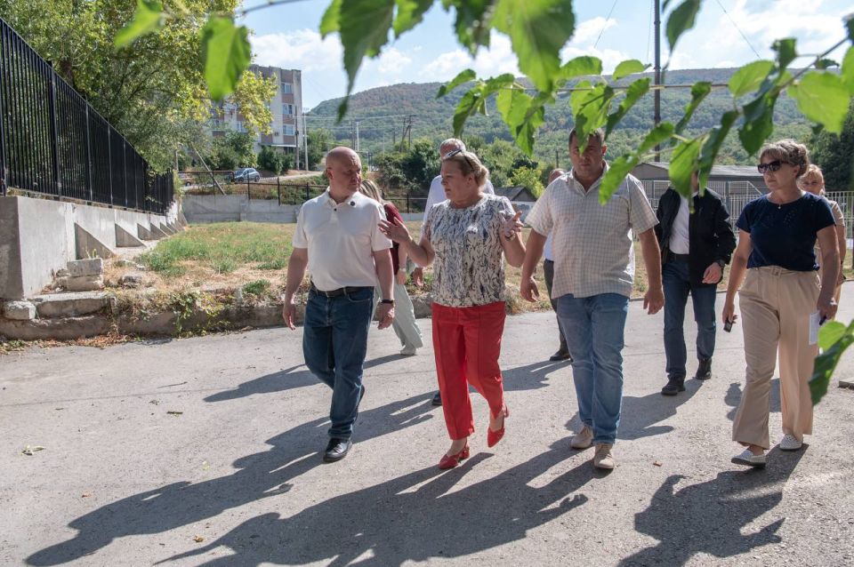 Михаил Развожаев: Накануне в ходе рабочей поездки приехал в Терновку Михаил Развожаев: Накануне в ходе рабочей поездки приехал в Терновку
