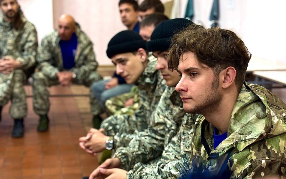 Игорь Кастюкевич: В волонтерском лагере Единой России «Курский рубеж» началась четвертая смена Игорь Кастюкевич: В волонтерском лагере Единой России «Курский рубеж» началась четвертая смена