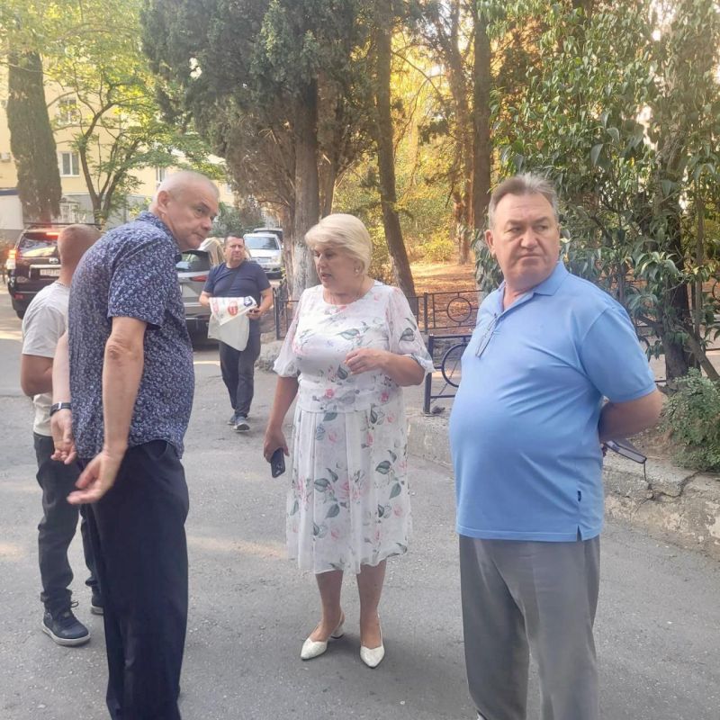 Галина Огнёва: Проверила санитарное состояние улицы Ленина Галина Огнёва: Проверила санитарное состояние улицы Ленина