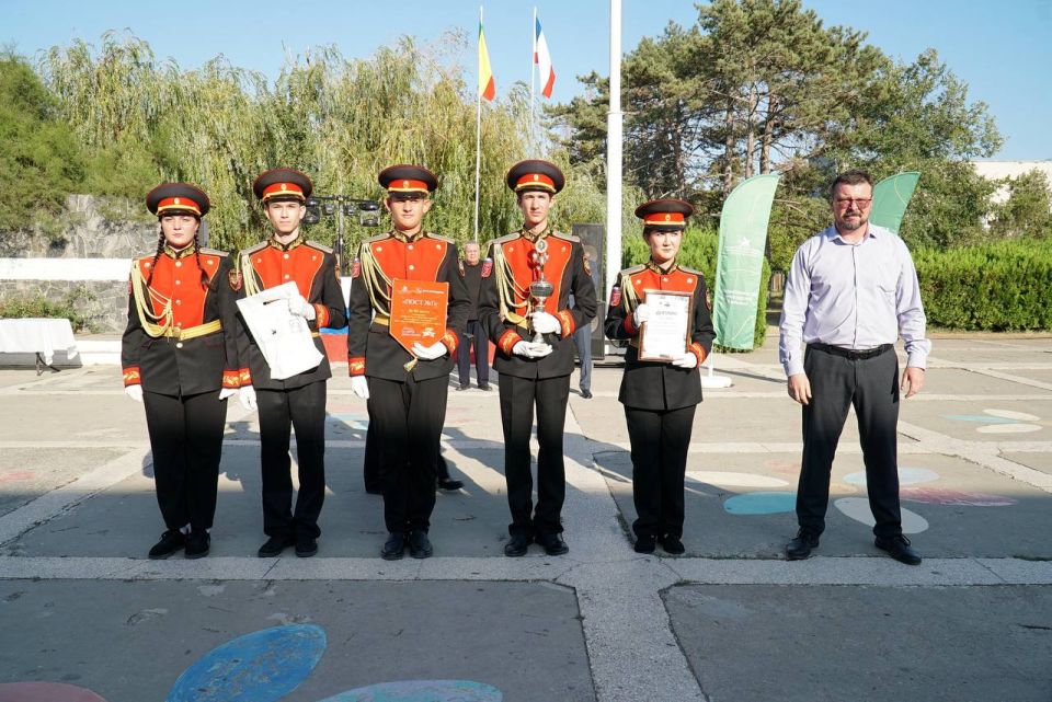 �� ������ �������� �������� ����� ������� ������ ��������� ������� ������ ������ ��������� � ����� � 1�: