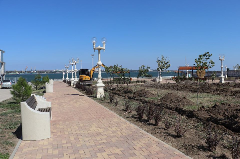 В сквере «Монетка» приступили к монтажу системы автоматического полива В сквере «Монетка» приступили к монтажу системы автоматического полива