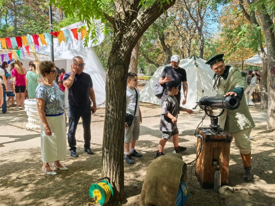 Екатерина Алтабаева: Приняла участие в открытии традиционного военно-исторического фестиваля «Русская Троя», посвящённого Дню памяти воинов Крымской войны Екатерина Алтабаева: Приняла участие в открытии традиционного военно-исторического фестиваля «Русская Троя», посвящённого Дню памяти воинов Крымской войны