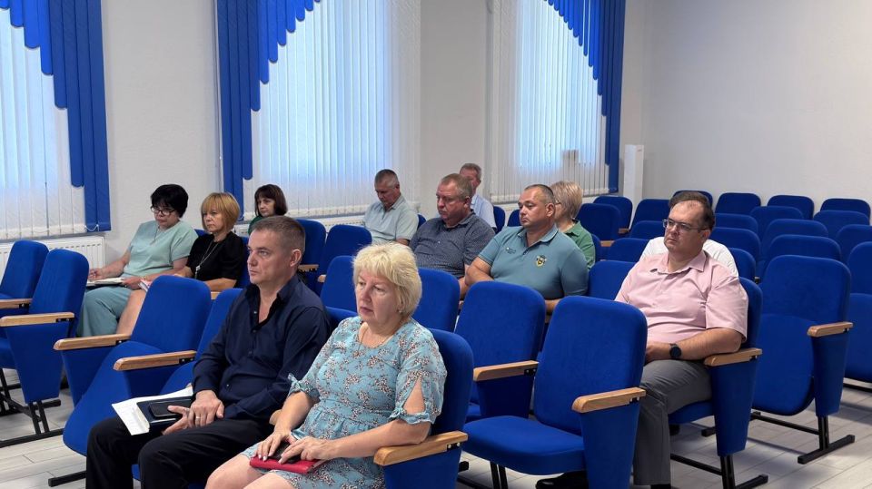 Антон Кравец: Сегодня провёл аппаратное совещание с руководителями структурных подразделений администрации района Антон Кравец: Сегодня провёл аппаратное совещание с руководителями структурных подразделений администрации района