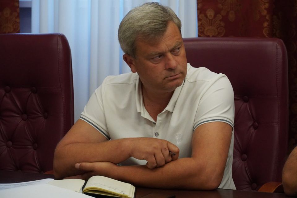 На еженедельном аппаратном совещании с заместителями и руководителями структурных подразделений глава администрации Олег Каторгин подвел итоги прошлой недели, определил задачи на перспективу На еженедельном аппаратном совещании с заместителями и руководителями структурных подразделений глава администрации Олег Каторгин подвел итоги прошлой недели, определил задачи на перспективу
