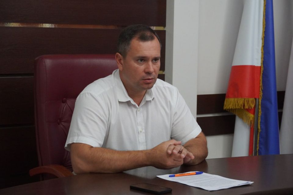 На еженедельном аппаратном совещании с заместителями и руководителями структурных подразделений глава администрации Олег Каторгин подвел итоги прошлой недели, определил задачи на перспективу На еженедельном аппаратном совещании с заместителями и руководителями структурных подразделений глава администрации Олег Каторгин подвел итоги прошлой недели, определил задачи на перспективу