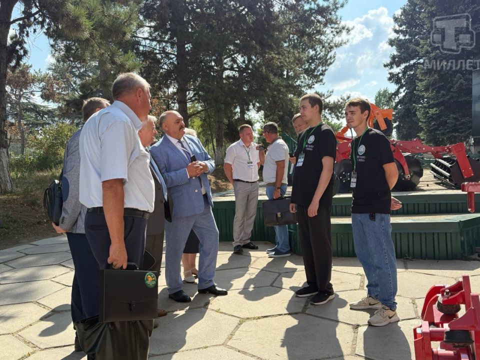 В Симферополе на Международной научной конференции «Современное состояние, проблемы и перспективы развития аграрной науки» собрались эксперты сельскохозяйственной отрасли для обмена опытом В Симферополе на Международной научной конференции «Современное состояние, проблемы и перспективы развития аграрной науки» собрались эксперты сельскохозяйственной отрасли для обмена опытом