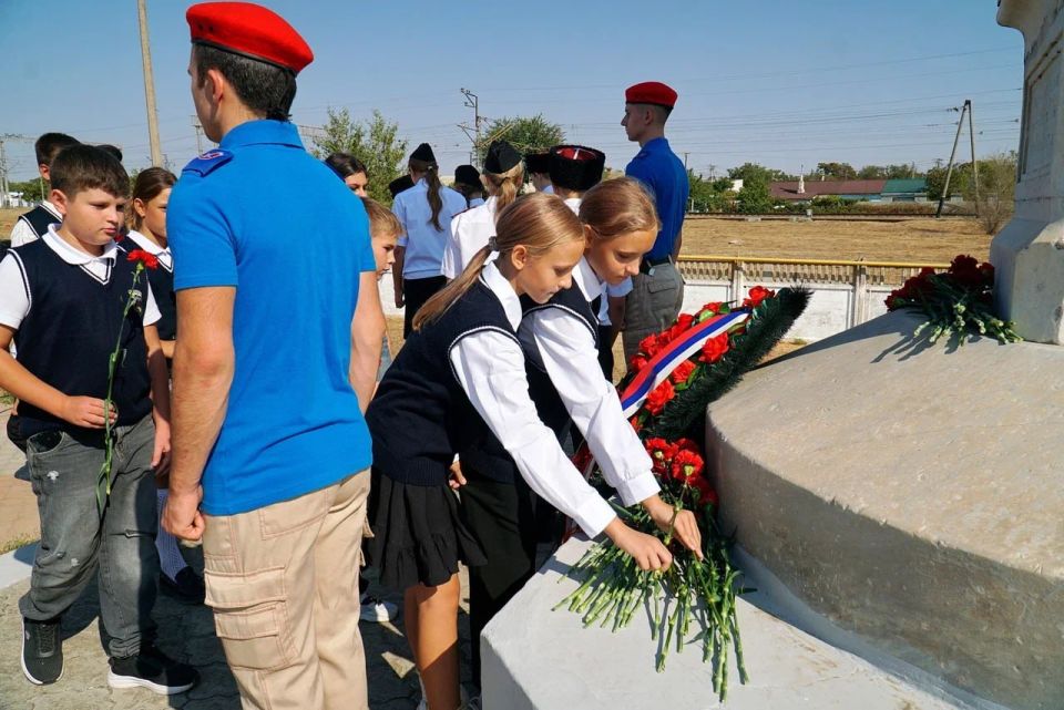 В Евпатории почтили память воинов, павших в Крымской войне В Евпатории почтили память воинов, павших в Крымской войне