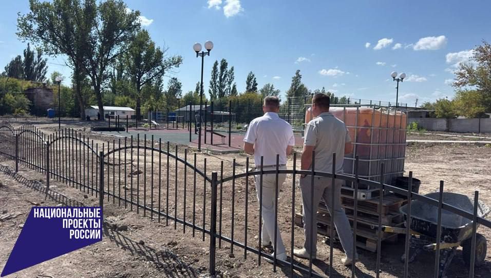 Антон Кравец: С целью мониторинга хода работ посетил общественную территорию - парковую зону по ул.Лесная в пгт.Нижнегорский Антон Кравец: С целью мониторинга хода работ посетил общественную территорию - парковую зону по ул.Лесная в пгт.Нижнегорский