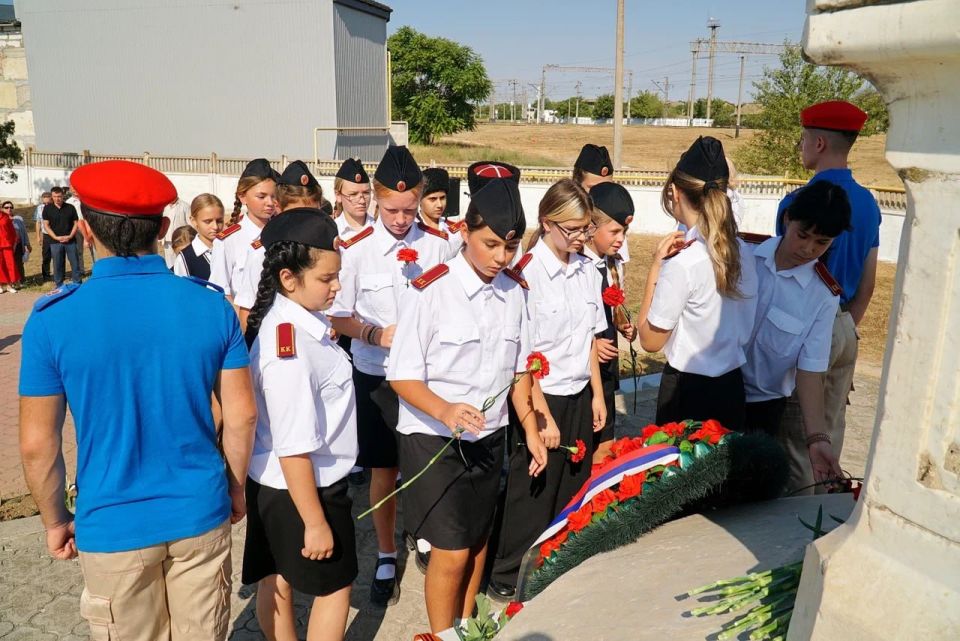В Евпатории почтили память воинов, павших в Крымской войне В Евпатории почтили память воинов, павших в Крымской войне