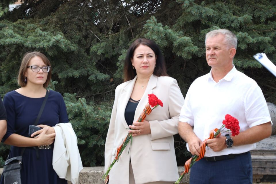 В Феодосии почтили память героев, павших в ходе Крымской войны В Феодосии почтили память героев, павших в ходе Крымской войны