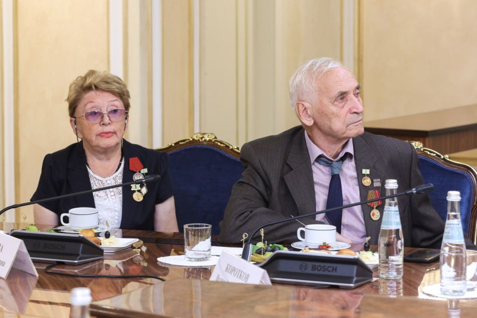 Валентина Матвиенко: Принято решение снять ограничение о пребывании в блокадном Ленинграде не менее 4 месяцев для присвоения статуса блокадника Валентина Матвиенко: Принято решение снять ограничение о пребывании в блокадном Ленинграде не менее 4 месяцев для присвоения статуса блокадника