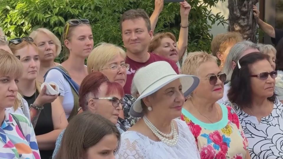 Янина Павленко: Ялта вновь стала центром притяжения талантливых творческих коллективов – в Доме-музее А.П. Чехова стартовал IV Фестиваль любительских театров!