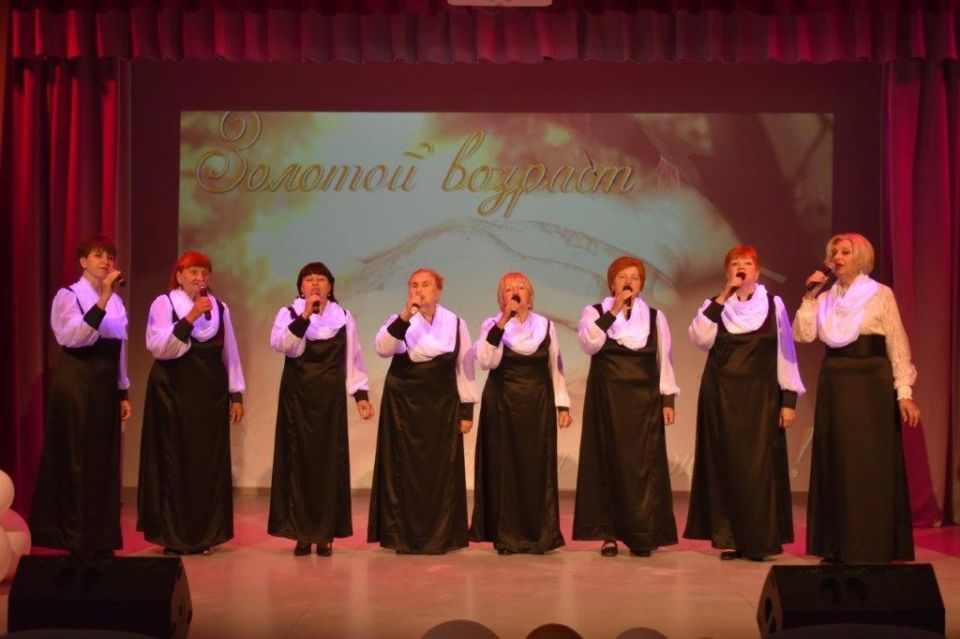 Фестиваль художественной самодеятельности граждан преклонного возраста проводится в рамках реализации Государственной программы Республики Крым «Социальная поддержка граждан Республики Крым» Фестиваль художественной самодеятельности граждан преклонного возраста проводится в рамках реализации Государственной программы Республики Крым «Социальная поддержка граждан Республики Крым»