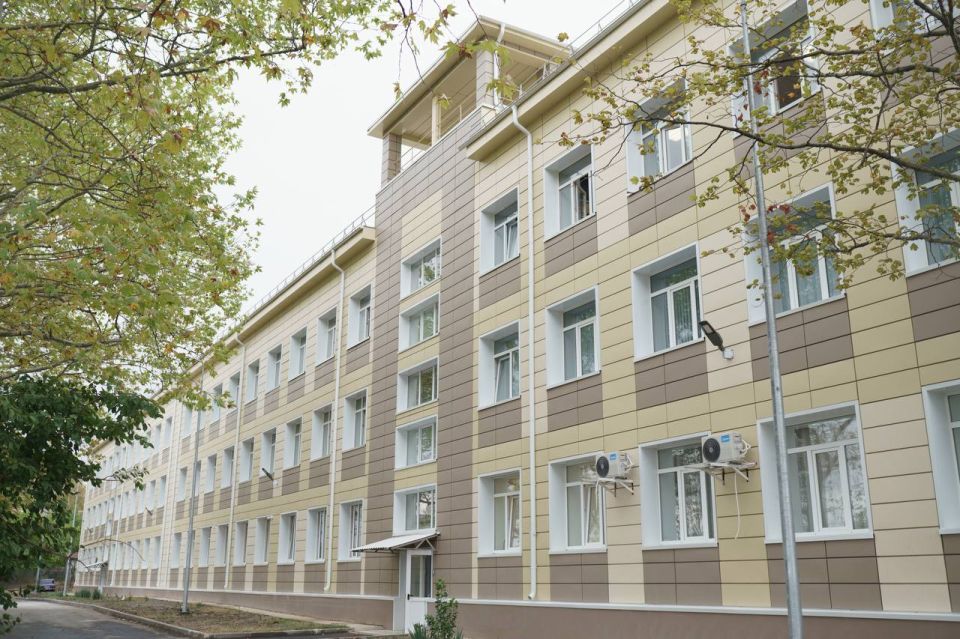  :             27   10