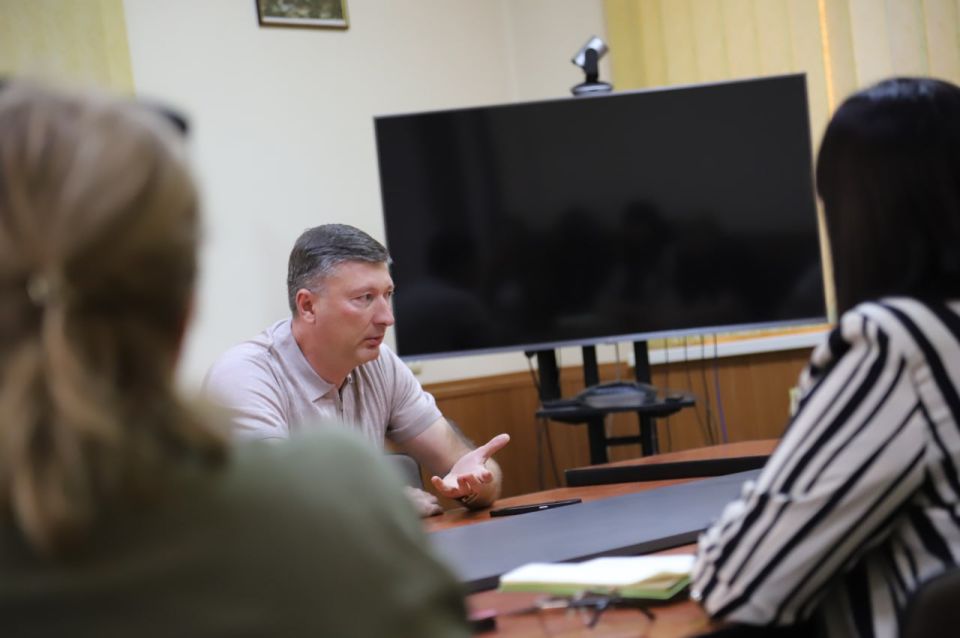 В Бахчисарайском районе учредили районное отделение Общероссийской общественной организации «Ассамблея народов России» В Бахчисарайском районе учредили районное отделение Общероссийской общественной организации «Ассамблея народов России»