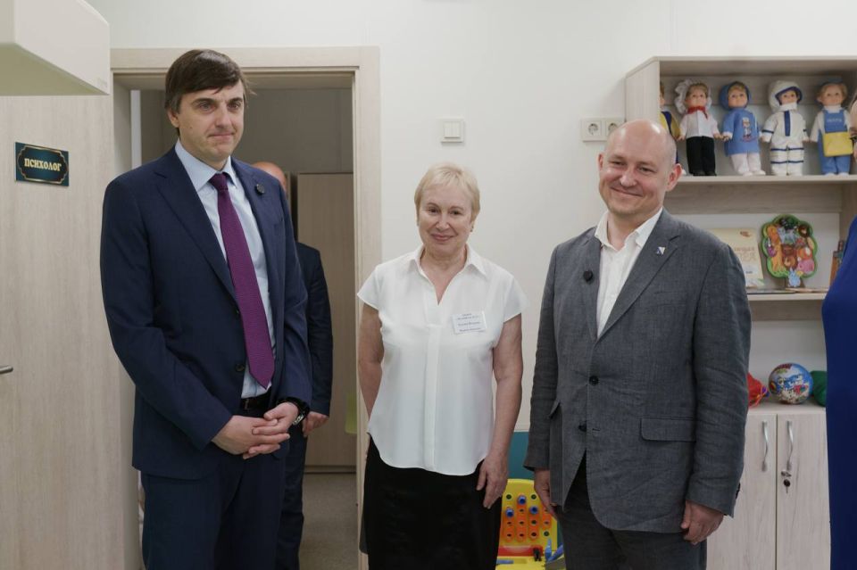  :             27   10