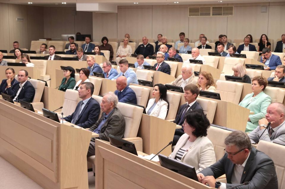 В Крыму введены штрафы за продажу энергетиков в учреждениях образования, здравоохранения и культуры В Крыму введены штрафы за продажу энергетиков в учреждениях образования, здравоохранения и культуры